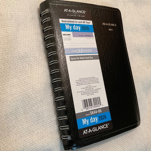 AT-A-GLANCE SK44-00 Jan-Dec 2026 8" x 5" DayMinder Daily Appointment Book New - Picture 10 of 14